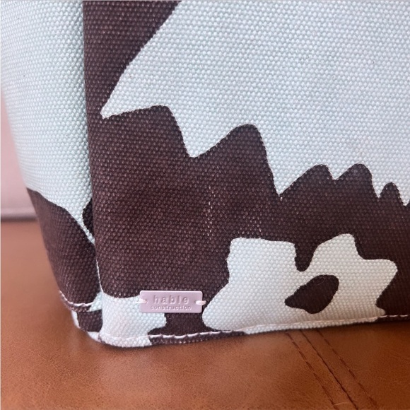 HABLE CONSTRUCTION El Hombre Brown & Turquoise Flower Print Canvas Tote Bag - Picture 16 of 16